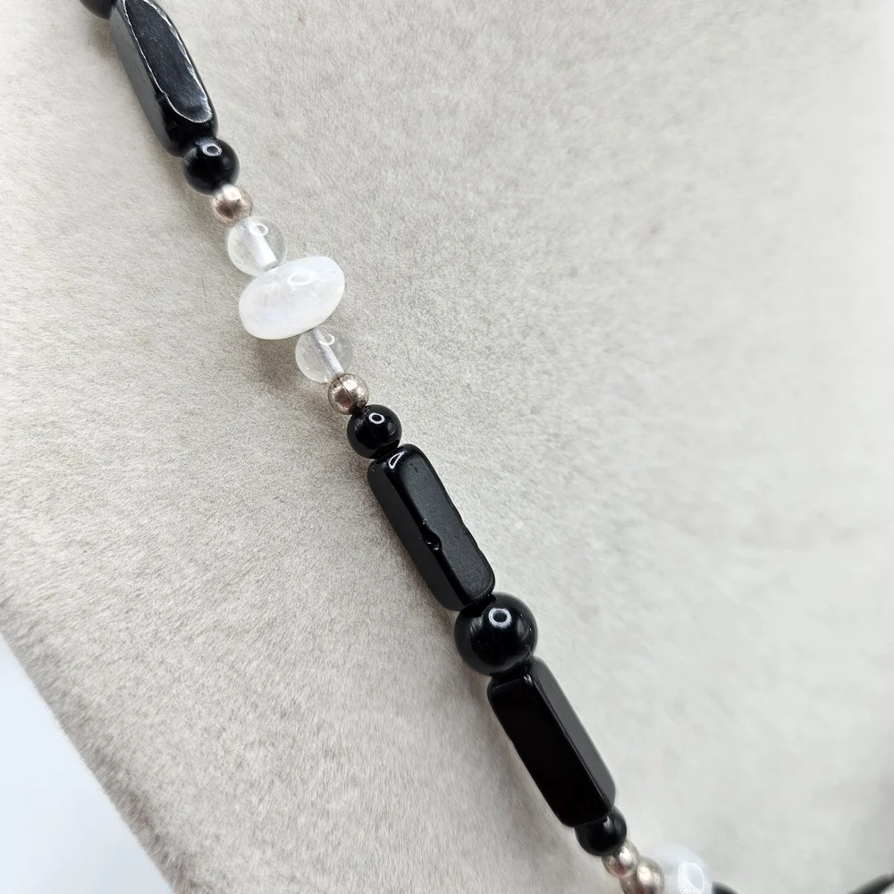 Viking Norse Lion Pendant Glass Black and White Necklace Sterling Silver Clasp - Picture 4 of 7